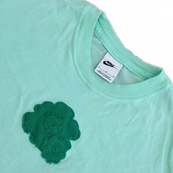 Nike Women's Sportswear Mama’s Got‎ Sole Boxy Fit T-Shirt in Green Size L - Picture 2 of 6